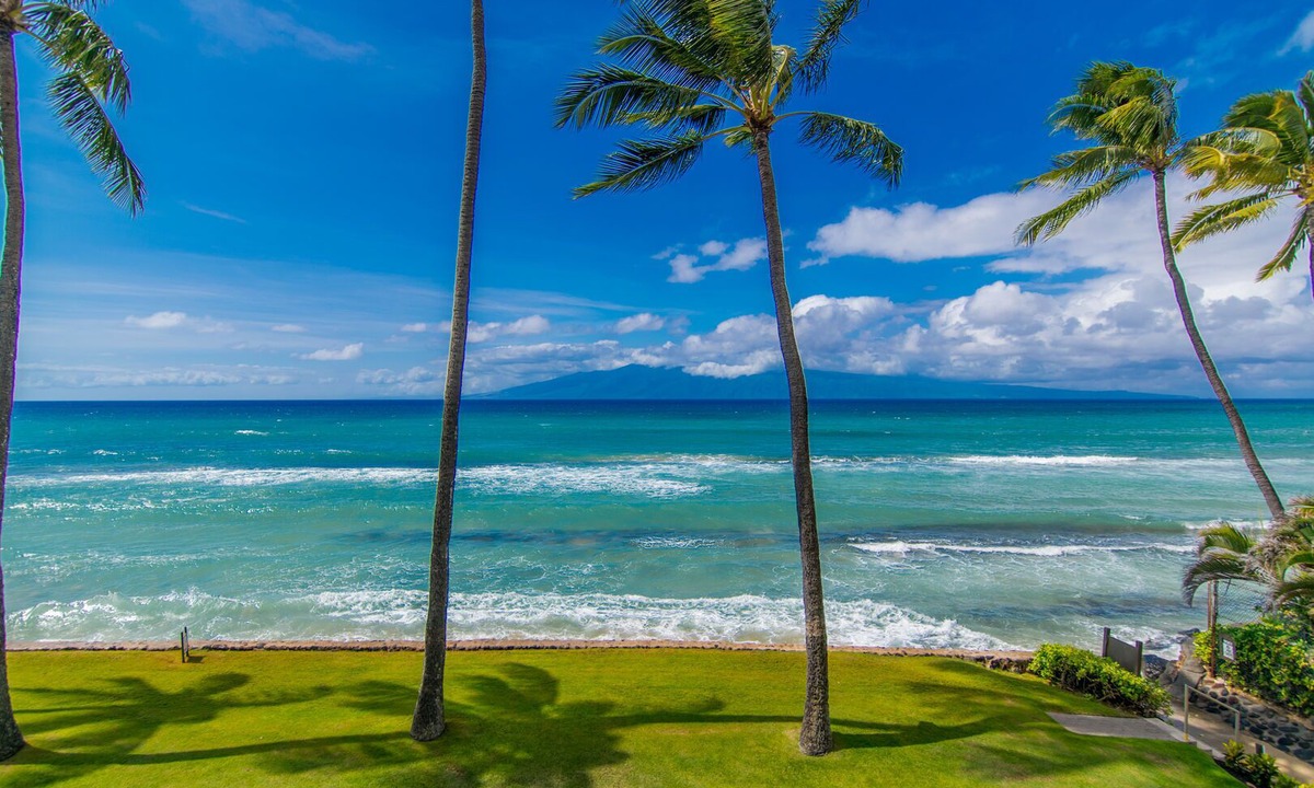 Honokowai Condo | Stunning ocean views with a well-equipped kitchen