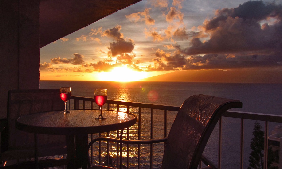 Kahana Condo | The Best Ocean View Studio Condo at the Royal Kahana Oceanfront Resort. With A/C