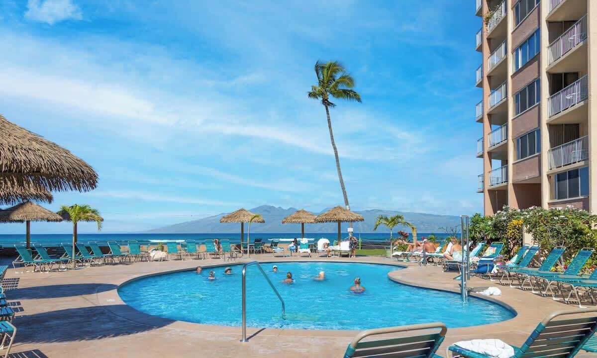 Kahana House | Updated oceanview Hawaiiana style 1 bedroom resort condo, AC, walkable area
