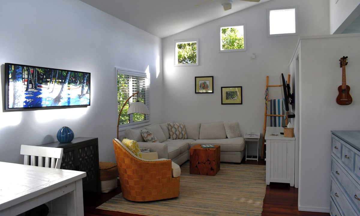 Waialee Apartment | Pristine Haleiwa North Shore Beachside Retreat-30 night minimum!