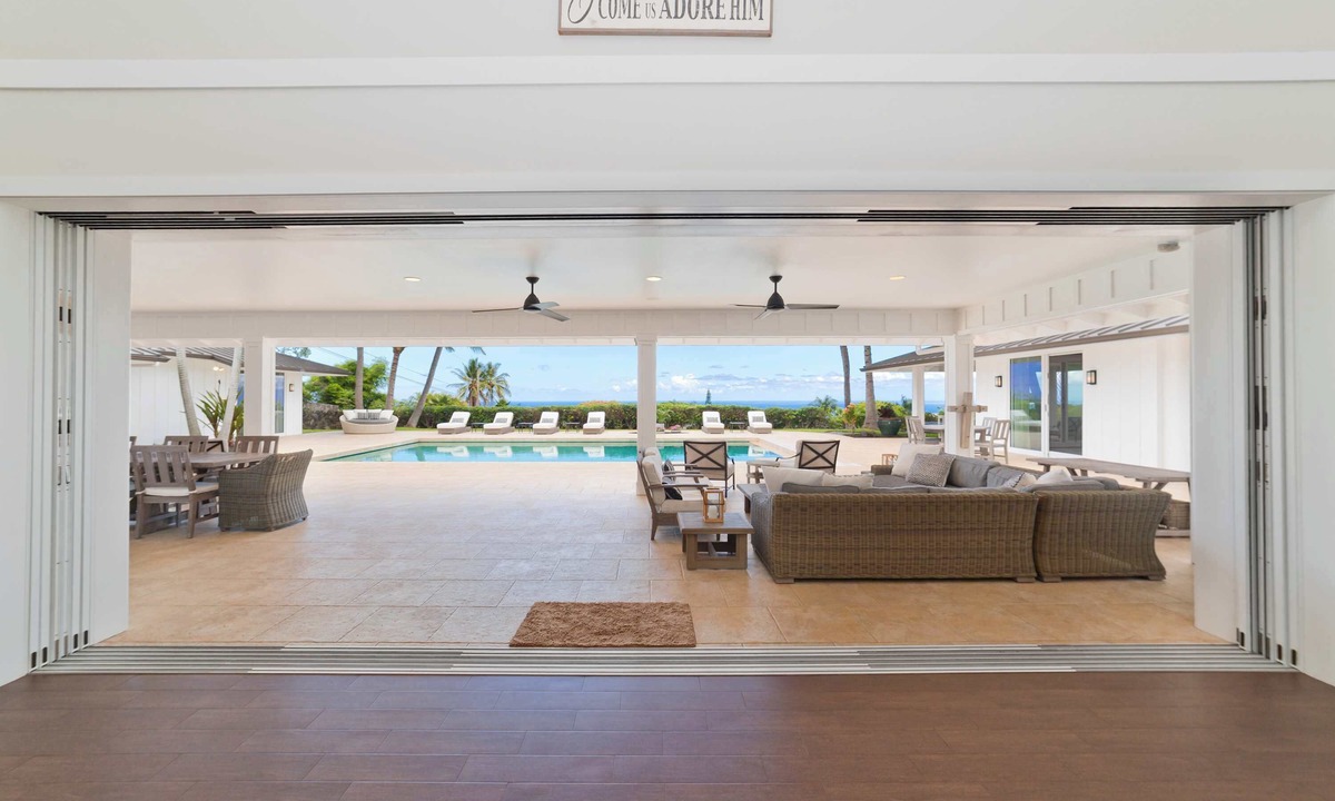 Kailua-Kona House | Last Minute Booking Sale! Luxury Retreat in Kona with Saltwater Pool