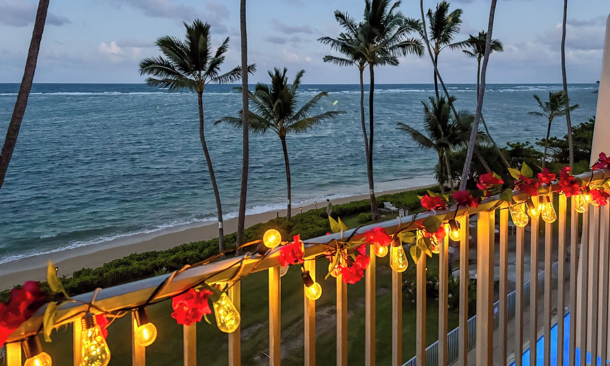 Punaluu Condo | Oceanfront Condo: Stunning Sunrise & Ocean Views