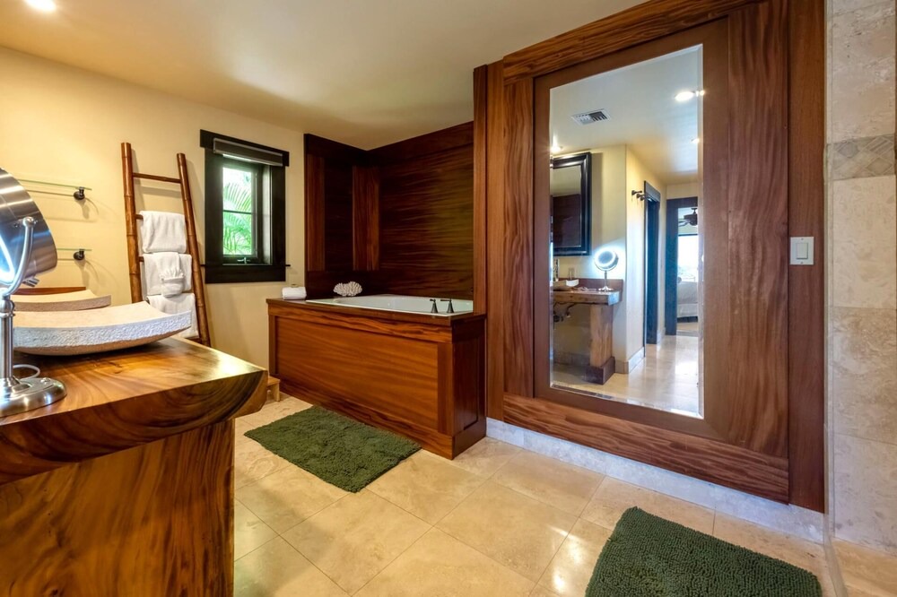 Photo of Bathroom in Kihei