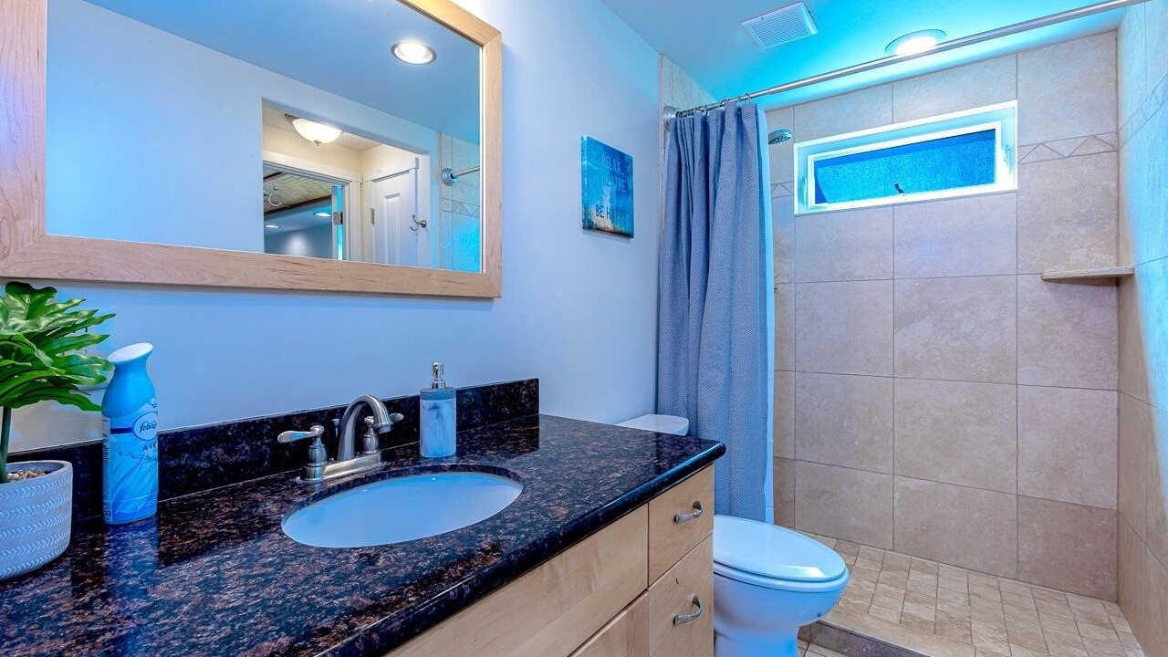 Photo of Bathroom in Kihei