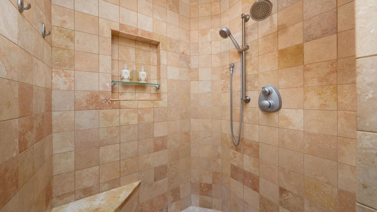 Photo of Bathroom in Waikoloa