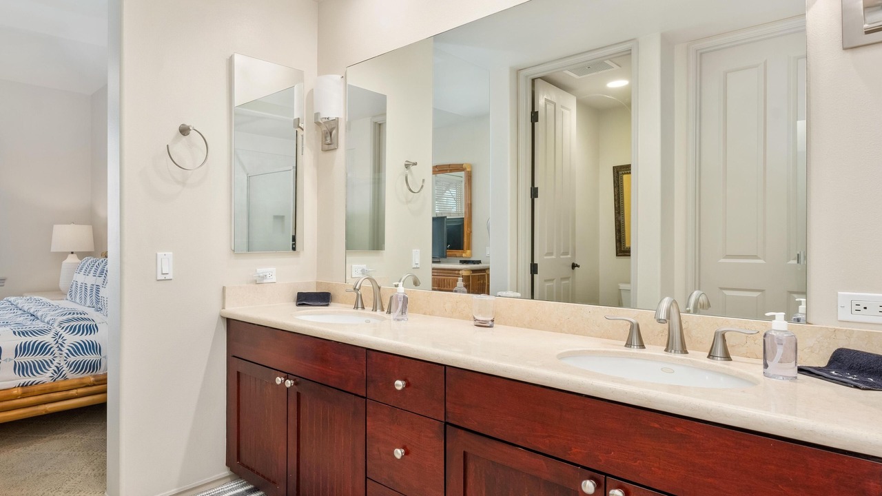 Photo of Bathroom in Waikoloa