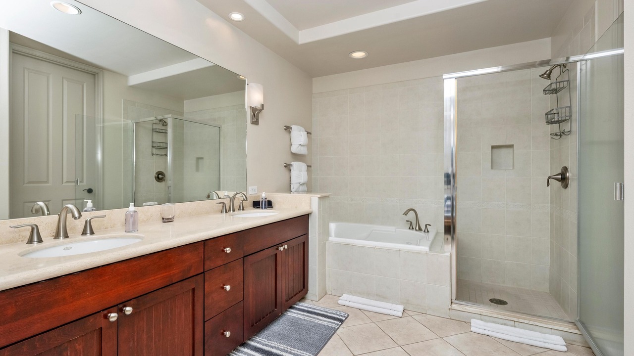 Photo of Bathroom in Waikoloa