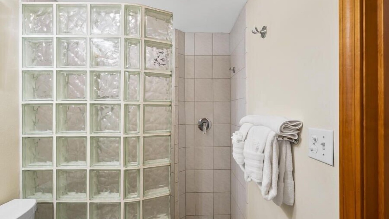 Photo of Bathroom in Kihei