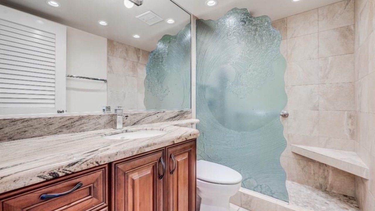 Photo of Bathroom in Kihei