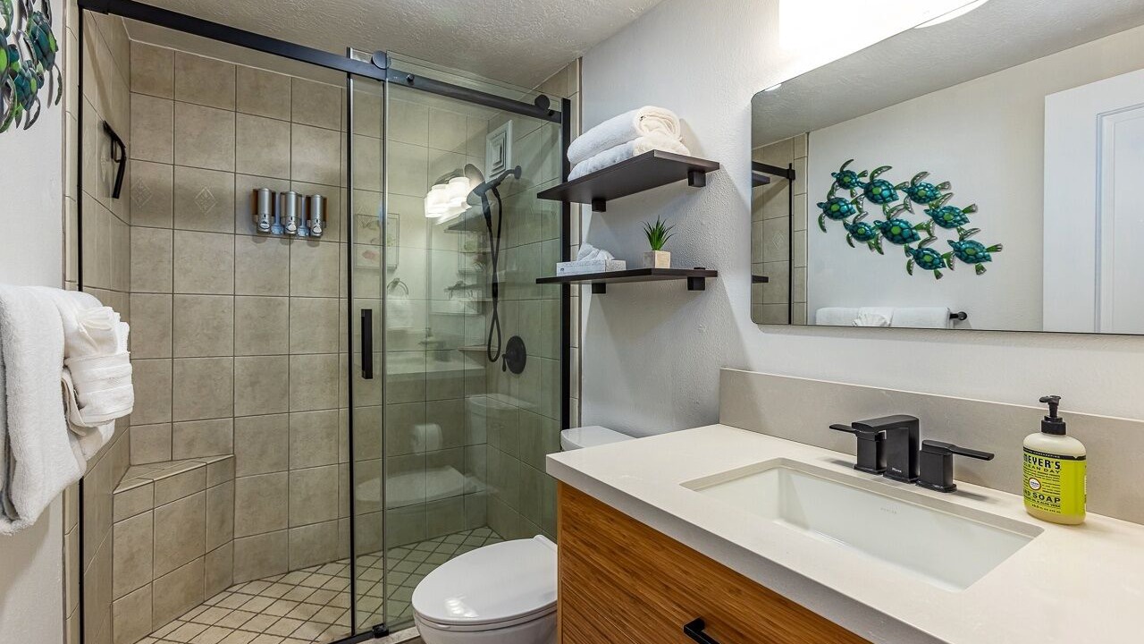 Photo of Bathroom in Kihei