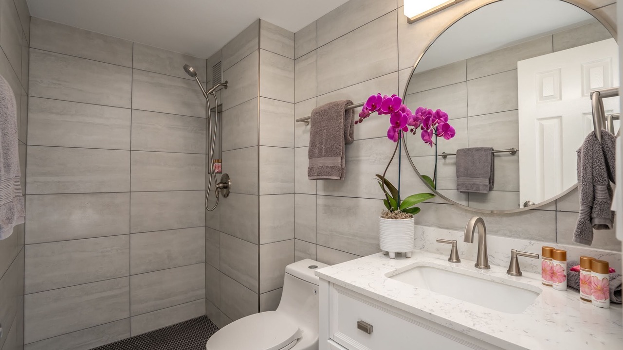 Photo of Bathroom in Kihei