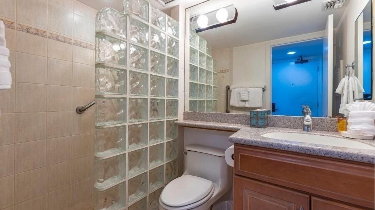Photo of Bathroom in Kihei