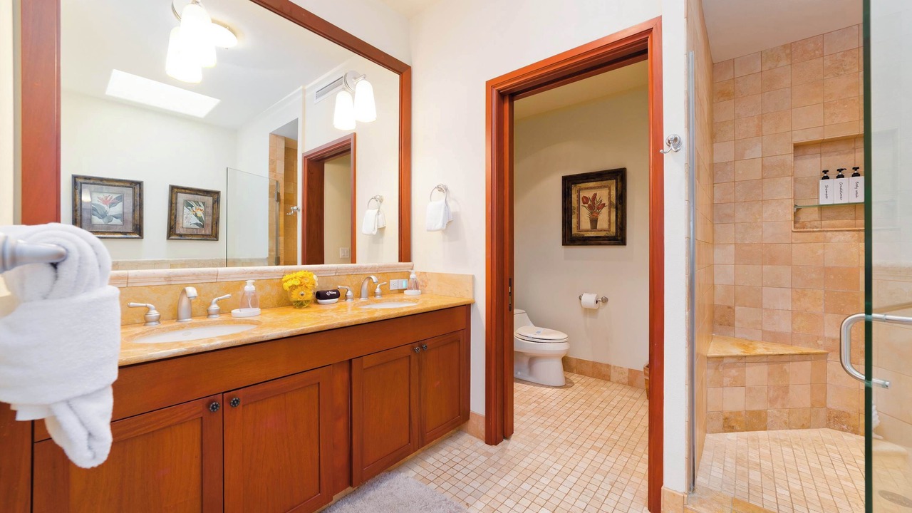 Photo of Bathroom in Waikoloa