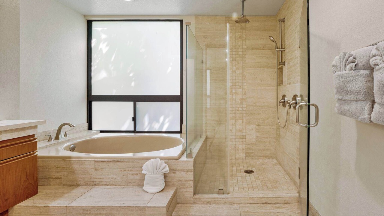 Photo of Bathroom in Waikoloa