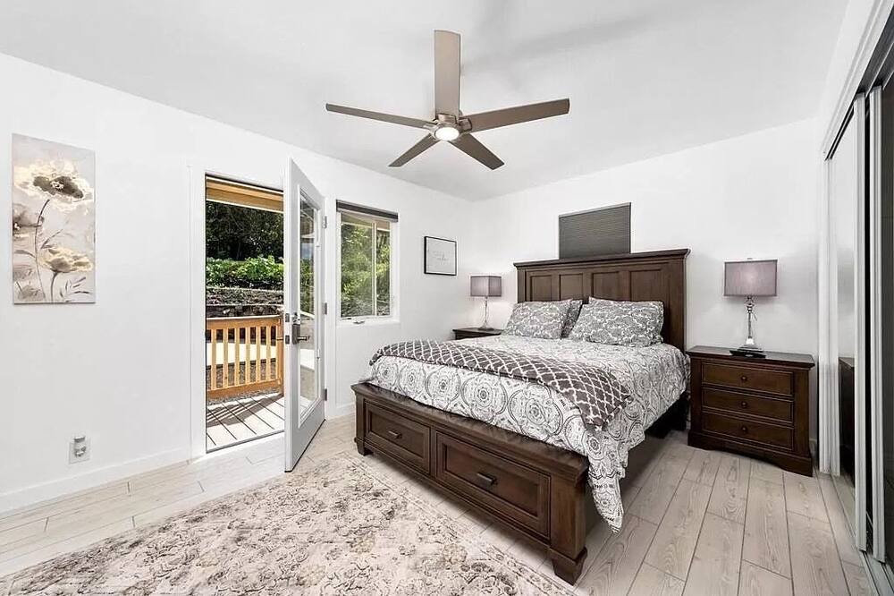 Photo of Bedroom in Kalaoa