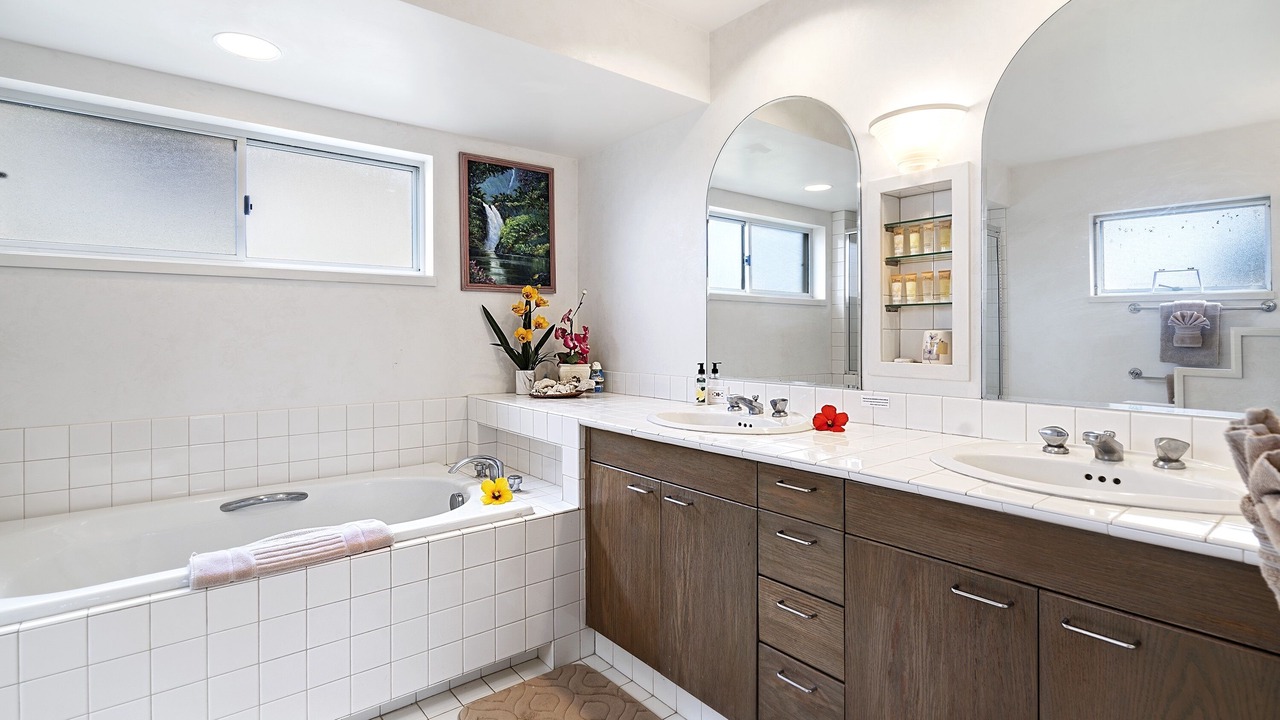 Photo of Bathroom in Waikoloa