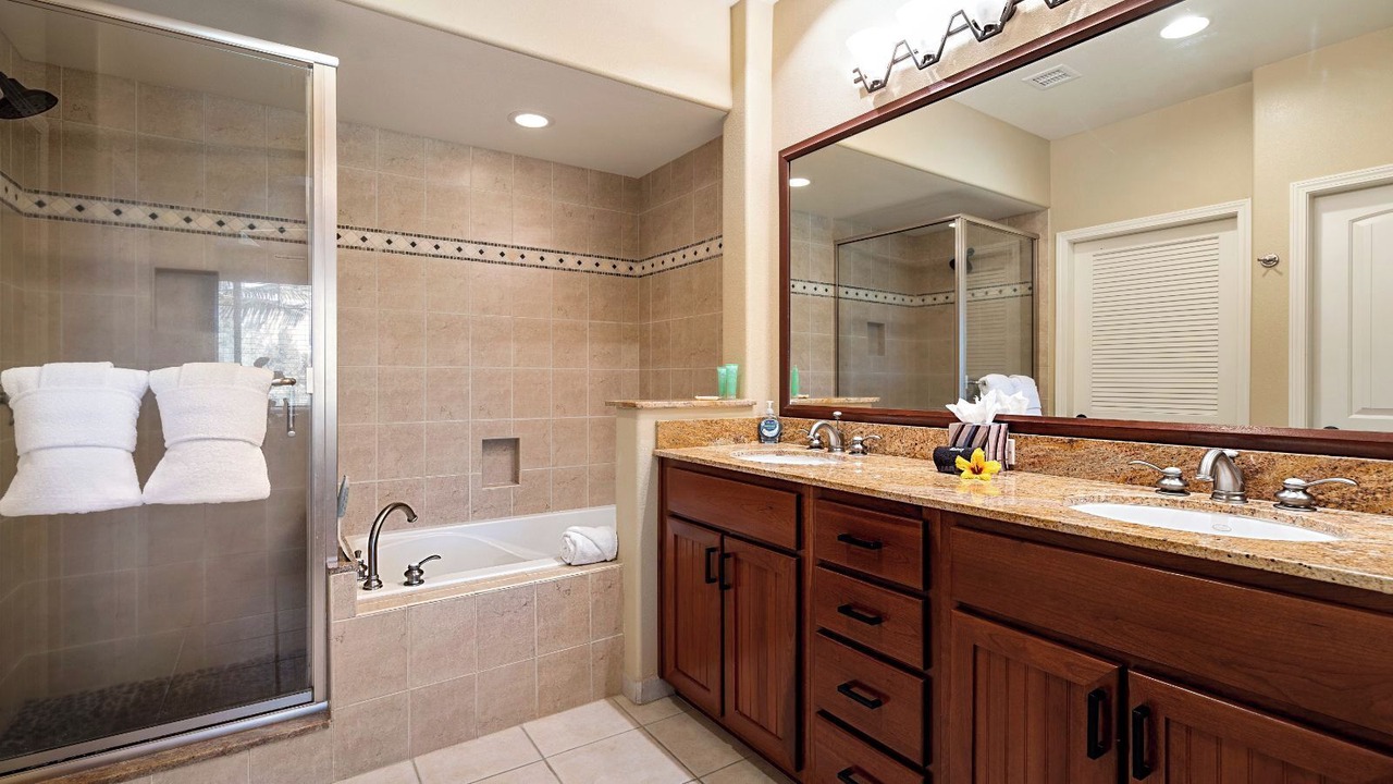 Photo of Bathroom in Waikoloa