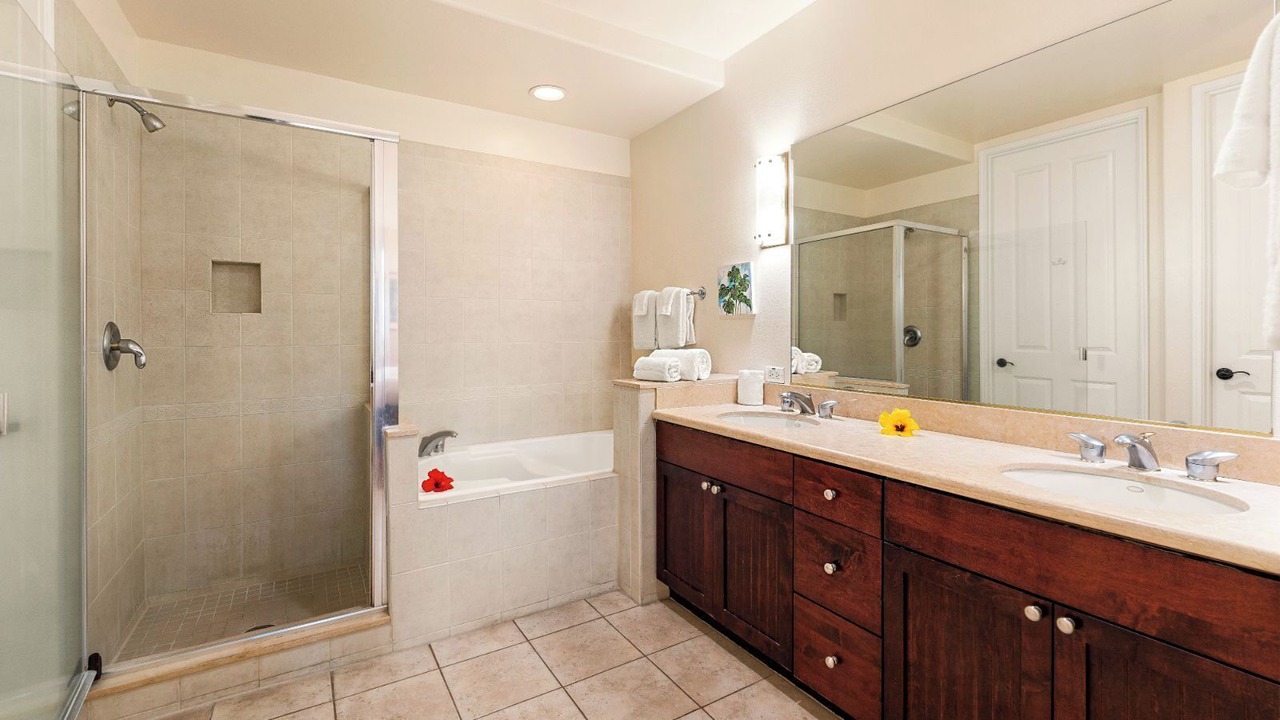 Photo of Bathroom in Waikoloa
