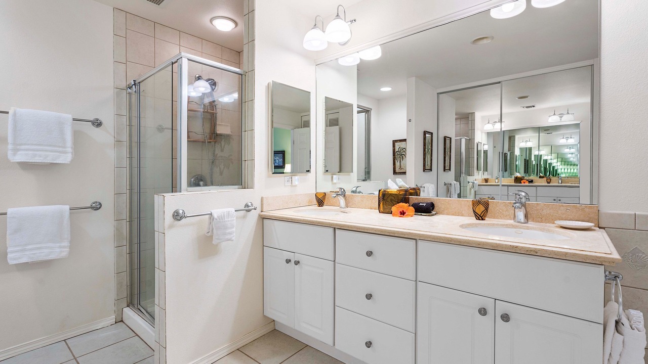 Photo of Bathroom in Waikoloa