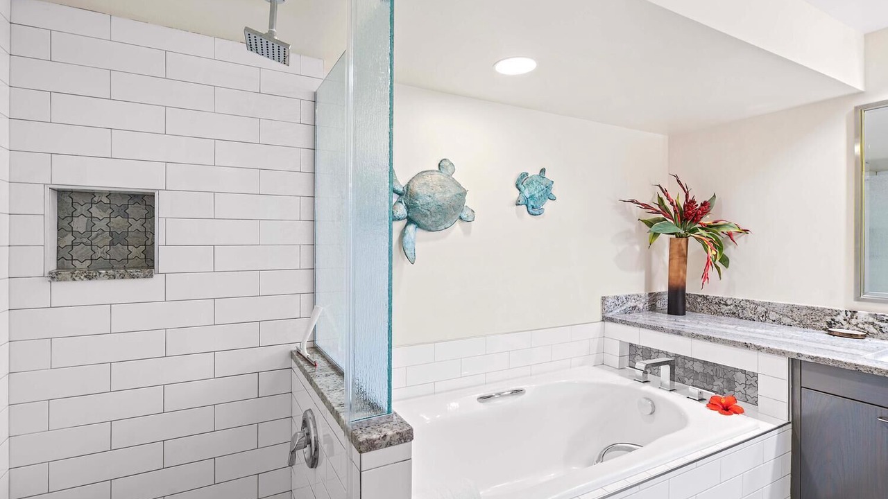 Photo of Bathroom in Waikoloa