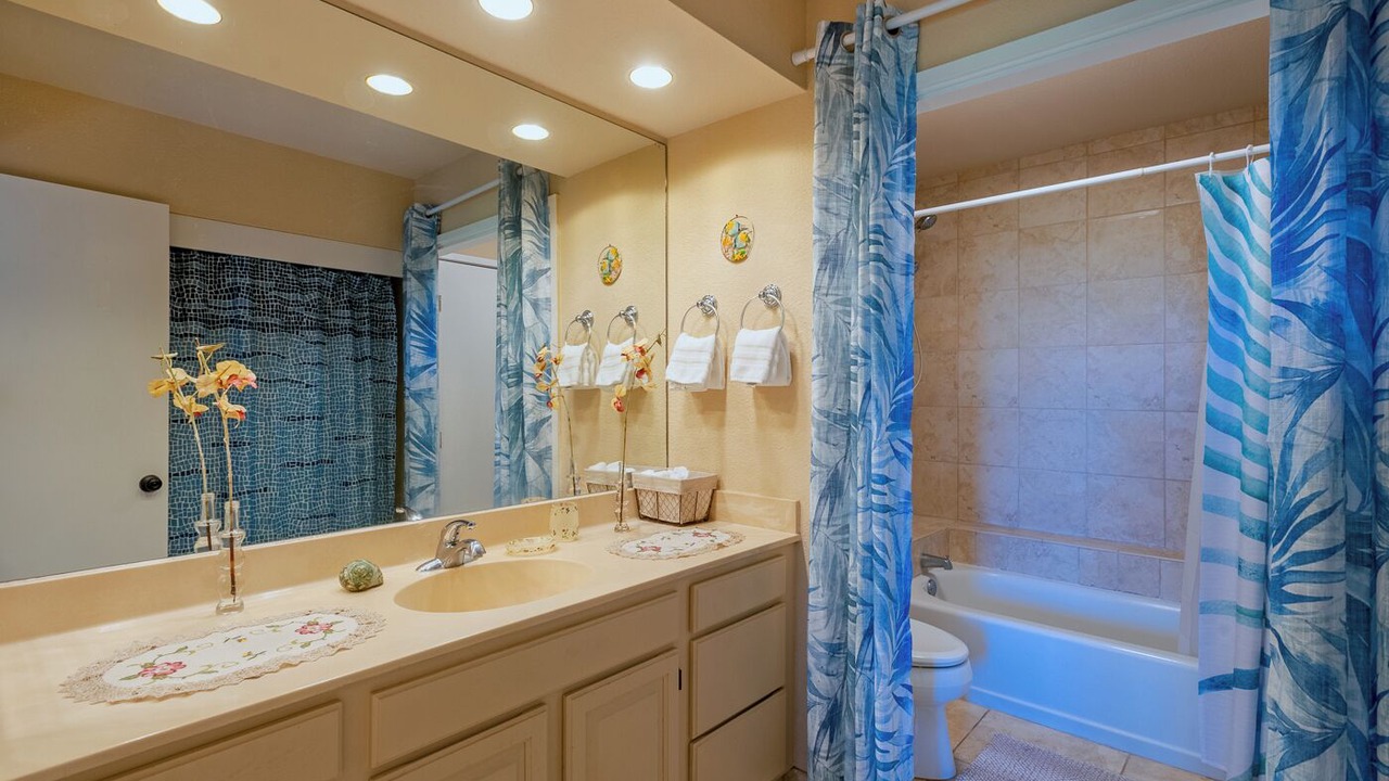 Photo of Bathroom in Princeville