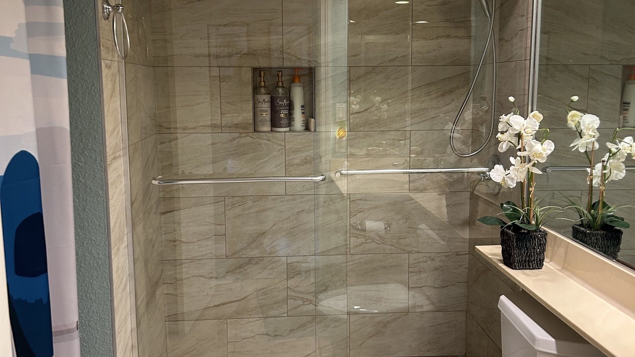Photo of Bathroom in Princeville