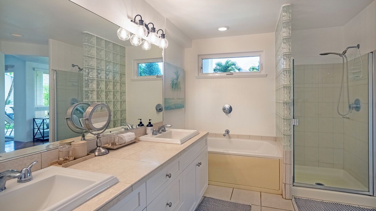Photo of Bathroom in Princeville