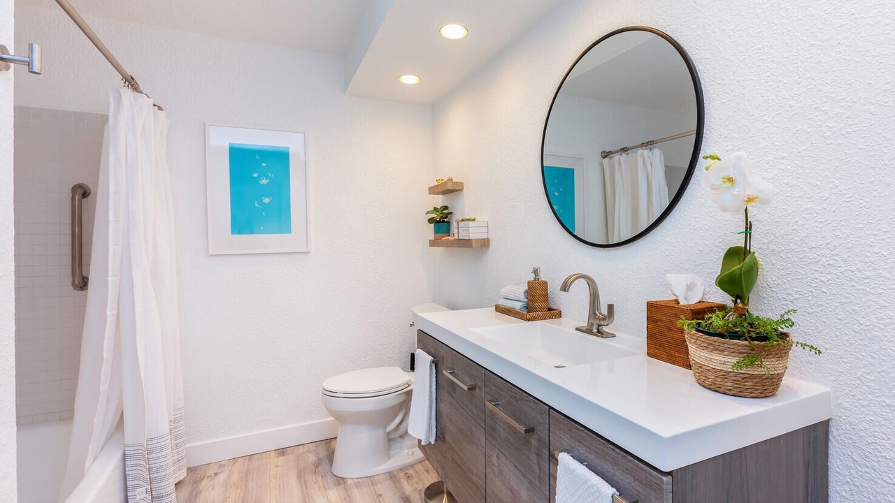 Photo of Bathroom in Princeville