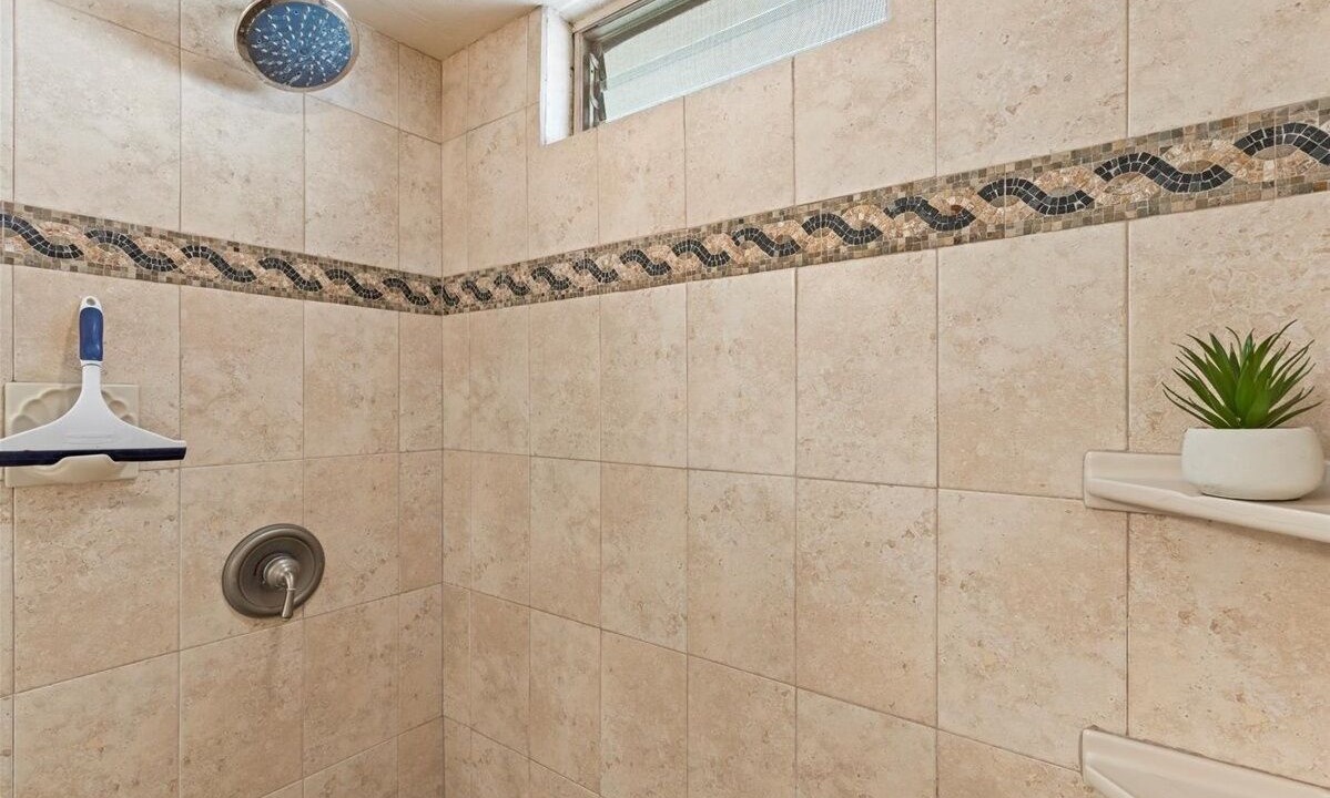 Photo of Bathroom in Kihei