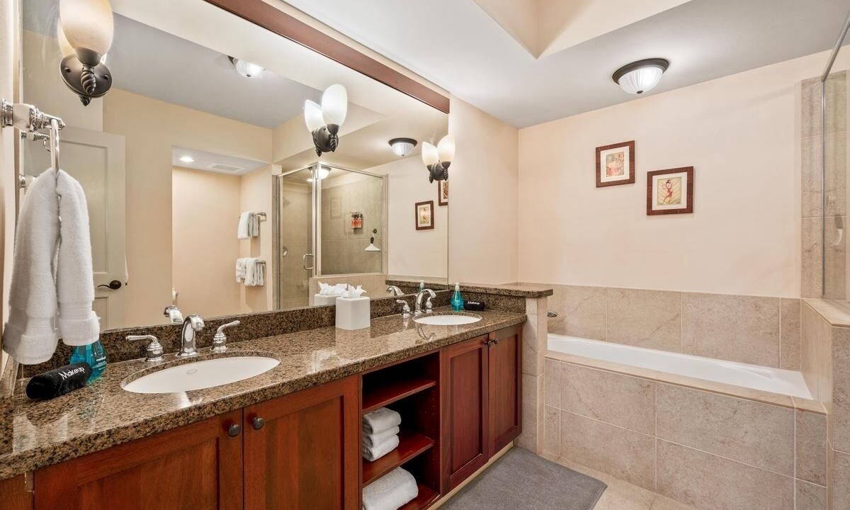 Photo of Bathroom in Waikoloa
