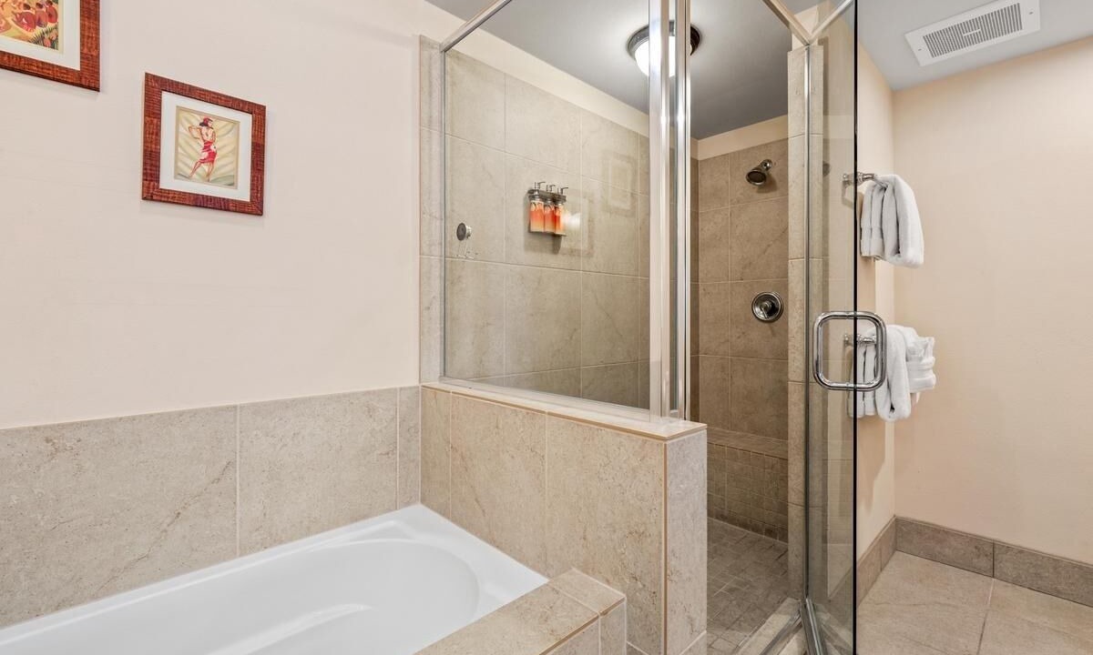 Photo of Bathroom in Waikoloa