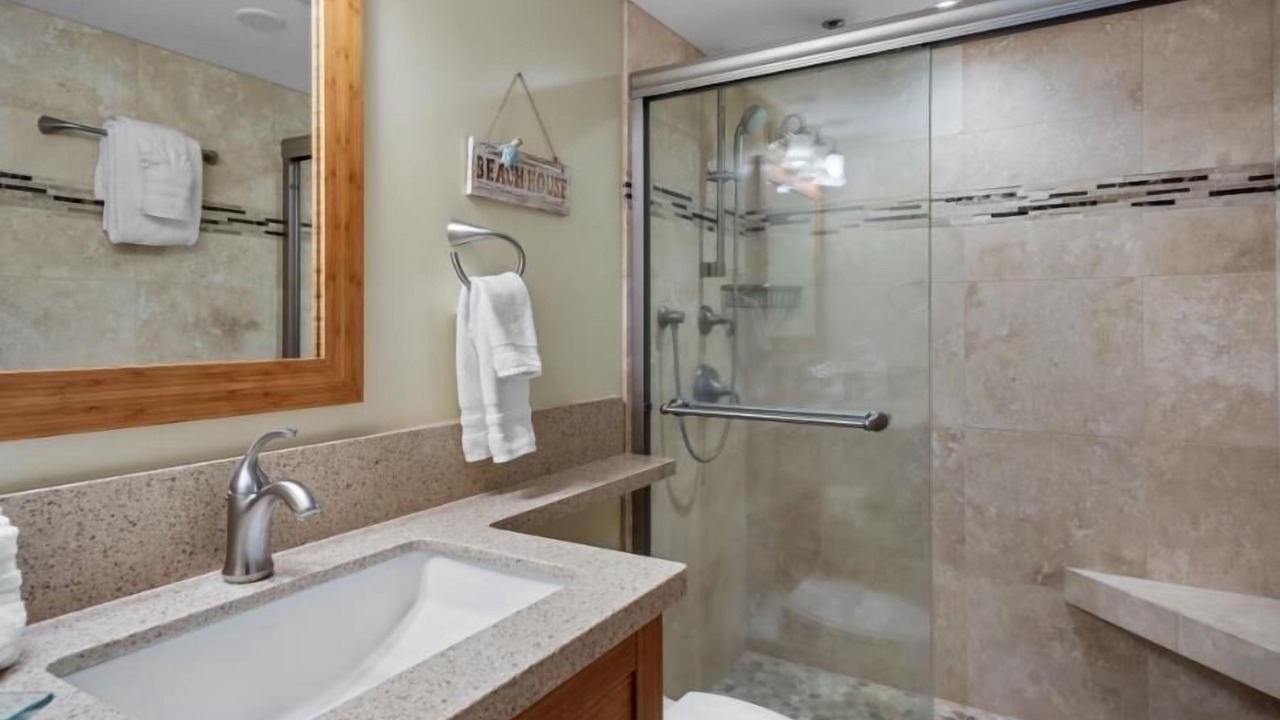 Photo of Bathroom in Kihei