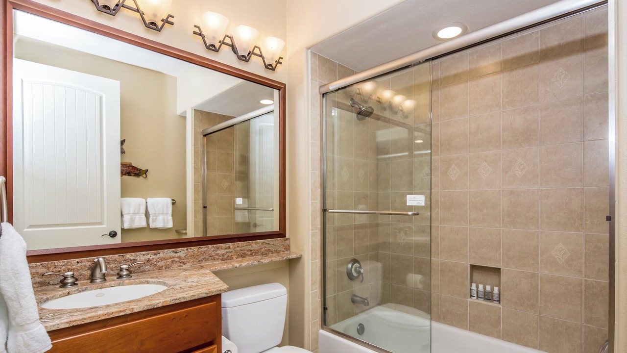 Photo of Bathroom in Waikoloa