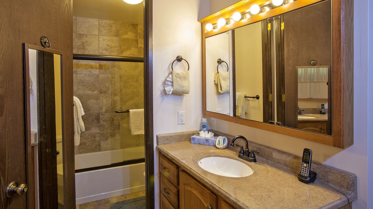 Photo of Bathroom in Kihei
