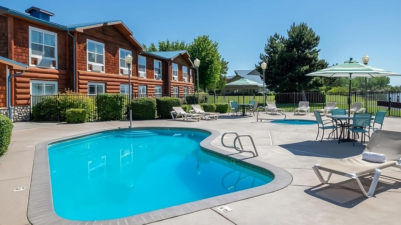 Photo of Outdoor in Boardman