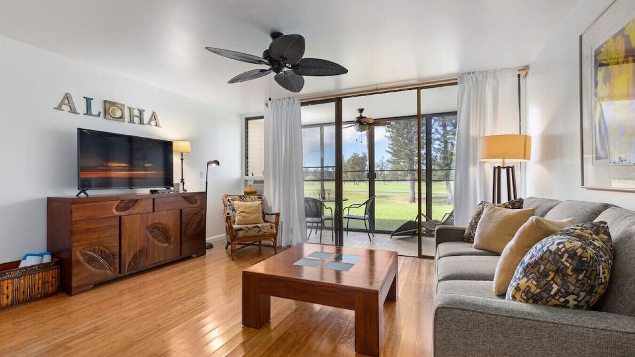 Photo of Livingroom in Kahuku