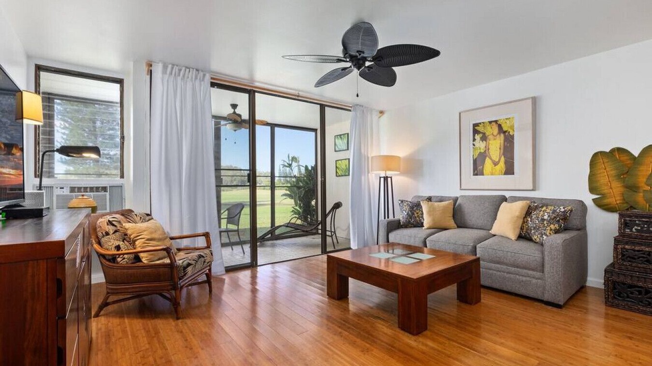Photo of Livingroom in Kahuku