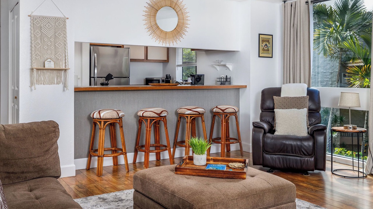Photo of Livingroom in Historic Kailua Village