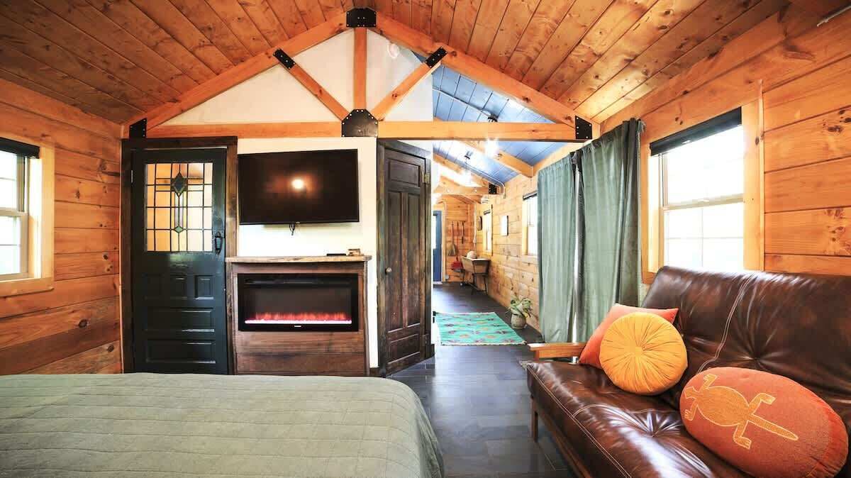 Photo of Bedroom in Lupton City