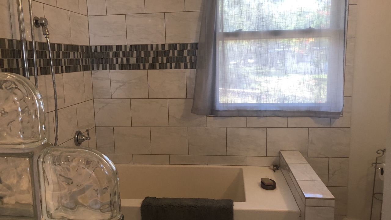 Photo of Bathroom in Kamuela