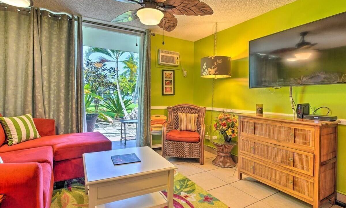 Photo of Livingroom in Historic Kailua Village