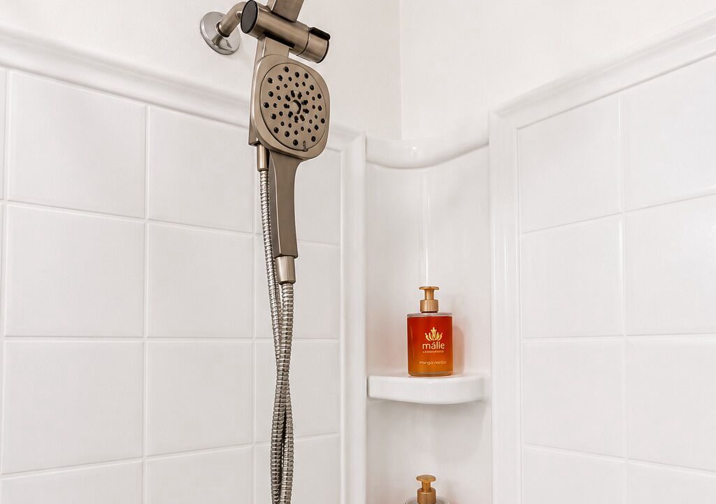 Photo of Bathroom in Kahuku