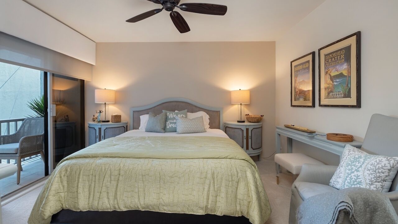 Photo of Bedroom in Diamond Head - Kapahulu - St. Louis