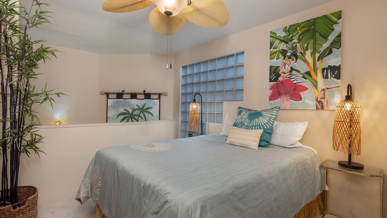 Photo of Bedroom in Diamond Head - Kapahulu - St. Louis