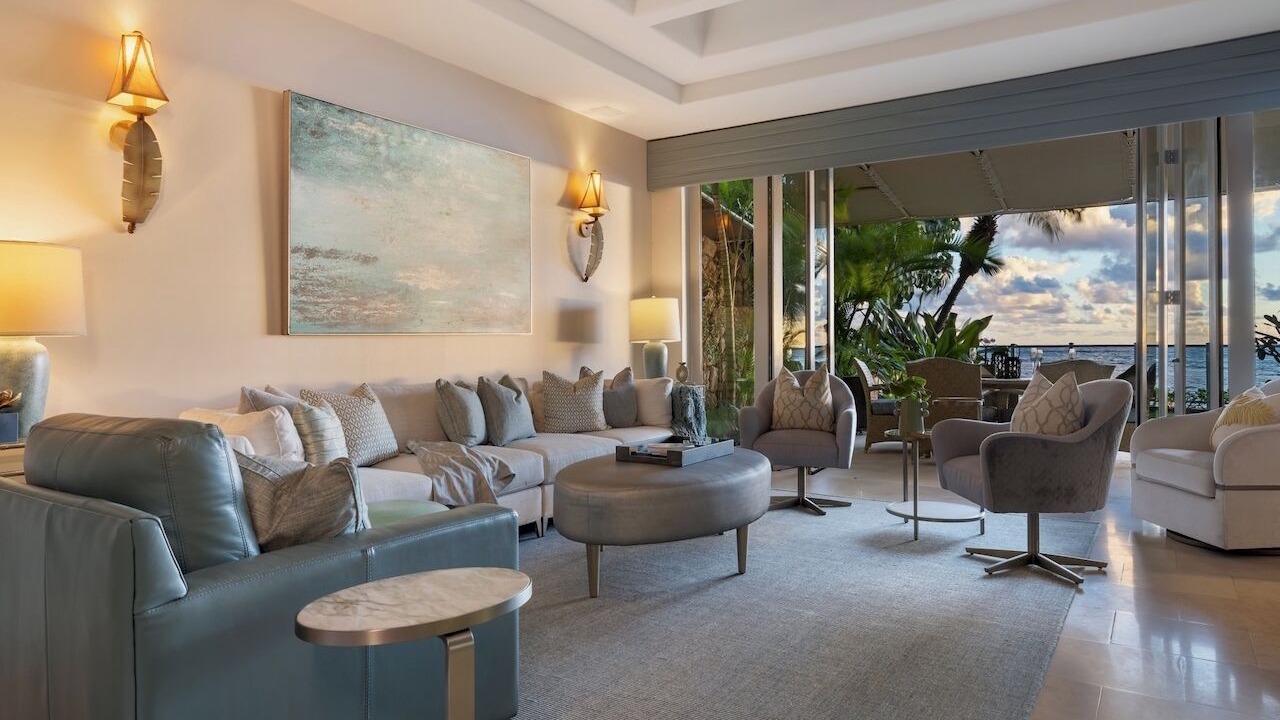 Photo of Livingroom in Diamond Head - Kapahulu - St. Louis