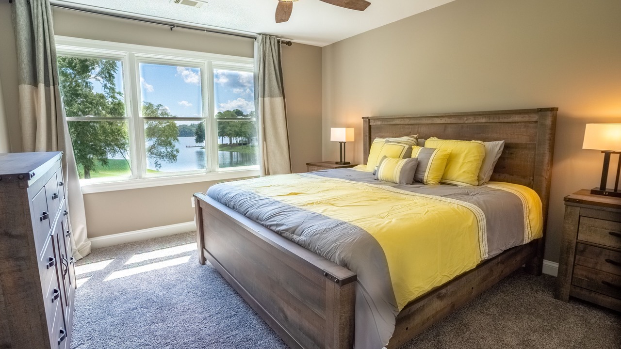 Photo of Bedroom in Eatonton