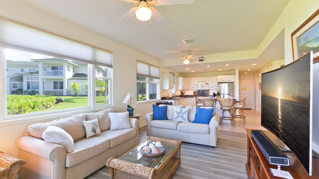 Photo of Livingroom in Kahaluu-Keauhou