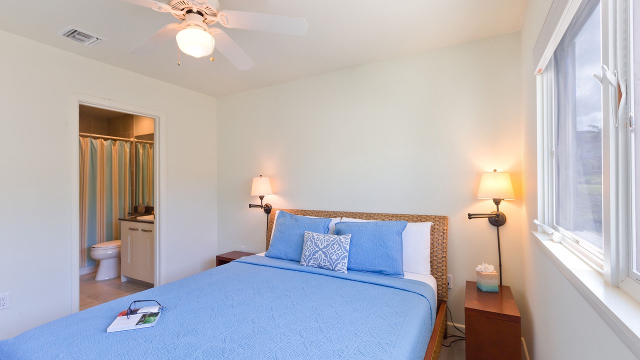 Photo of Bedroom in Kahaluu-Keauhou