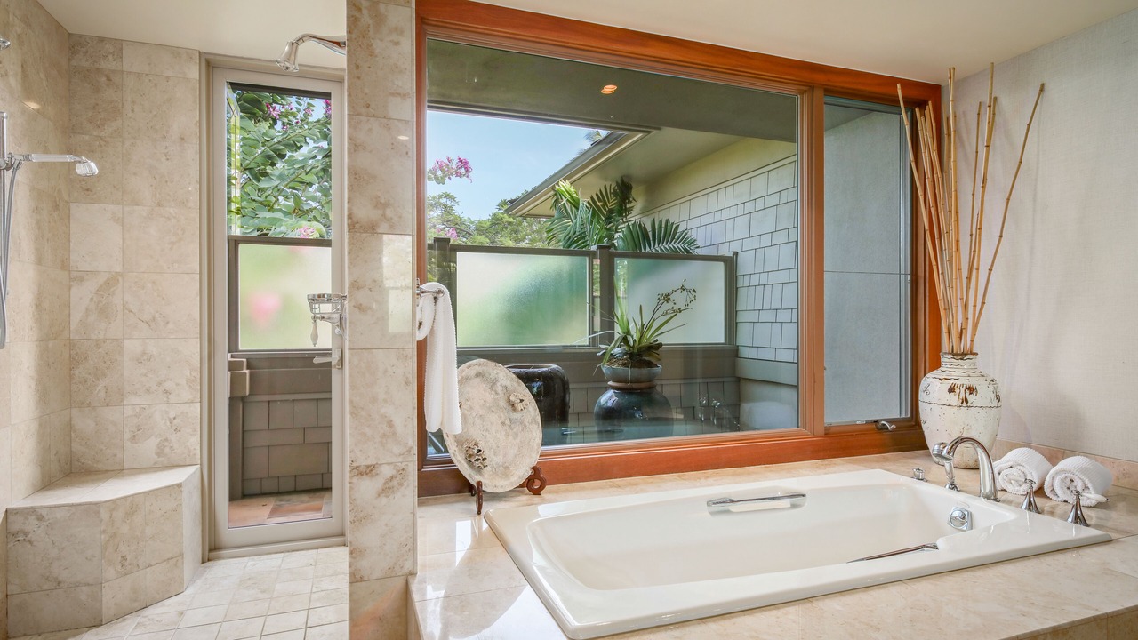 Photo of Bathroom in Kaupulehu