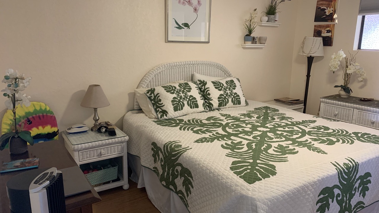Photo of Bedroom in Historic Kailua Village